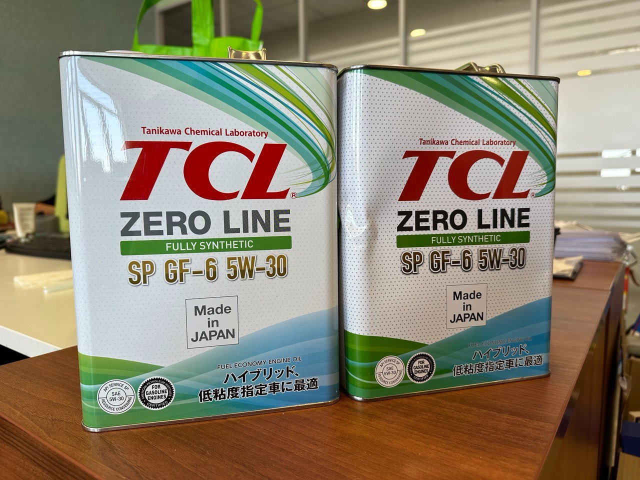 Поддельное масло TCL Zero Line 5W-30
